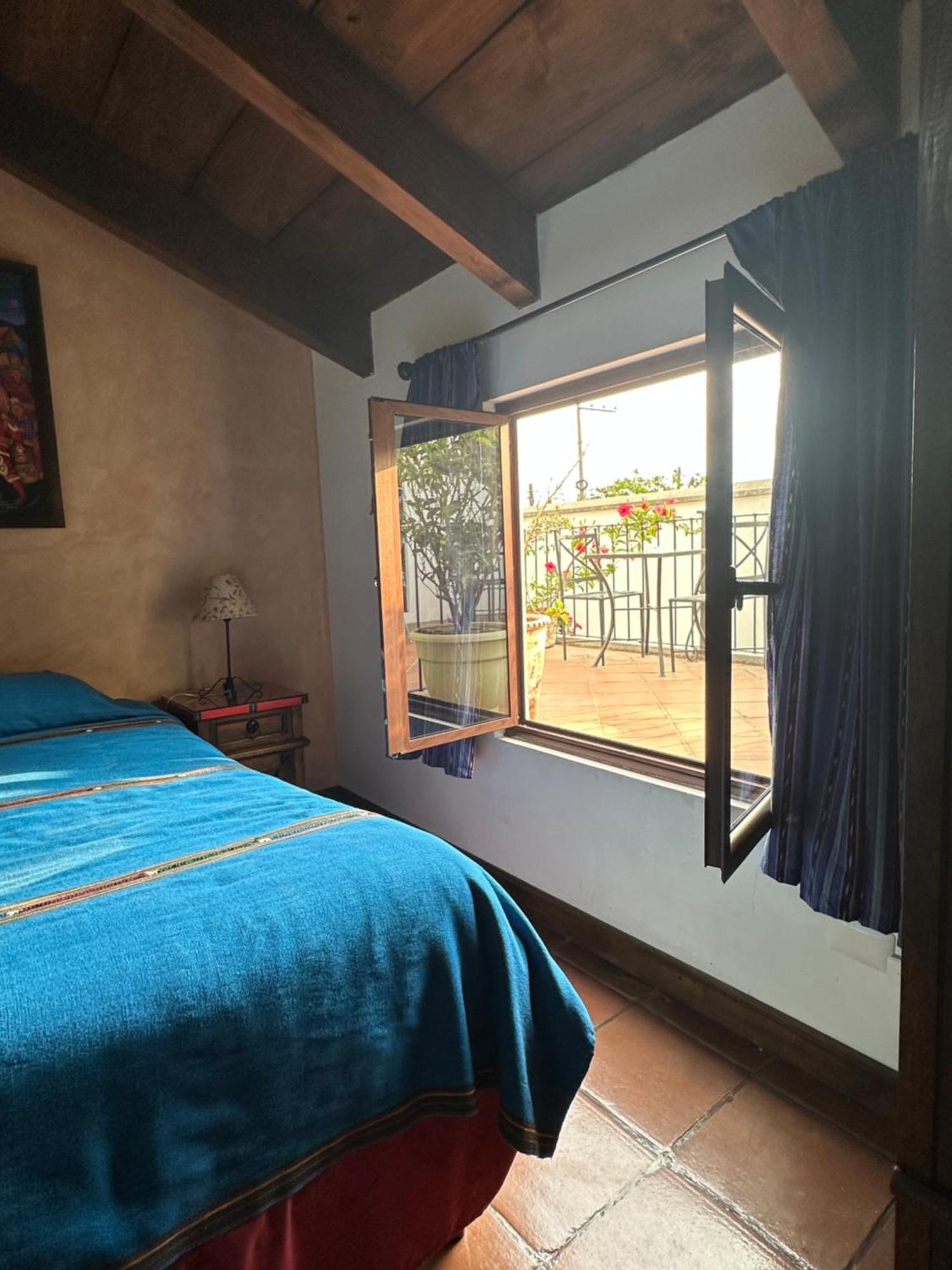Casa Elena Bed & Breakfast Antigua Exterior photo
