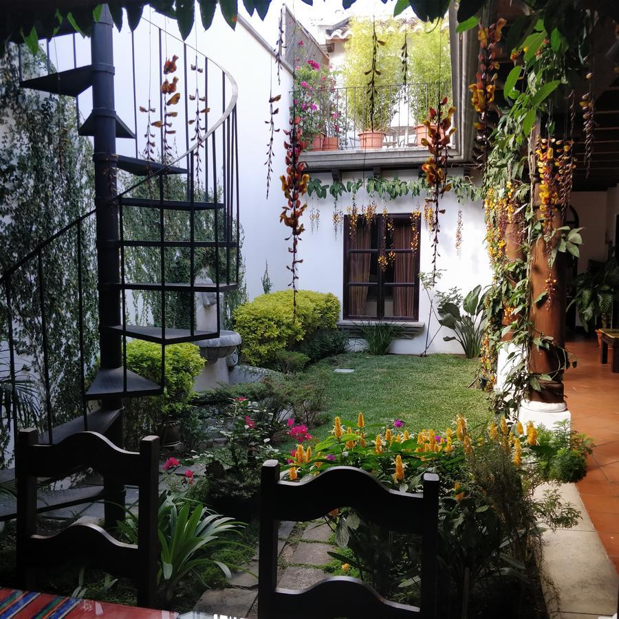 Casa Elena Bed & Breakfast Antigua Exterior photo